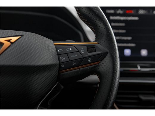 Seat Formentor 1.4 e-Hybrid VZ Performance 245 pk | Carplay | Stoel- en stuurverwarming | Camera ActivLease financial lease