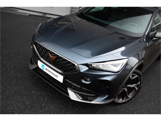 Seat Formentor 1.4 e-Hybrid VZ Performance 245 pk | Carplay | Stoel- en stuurverwarming | Camera ActivLease financial lease