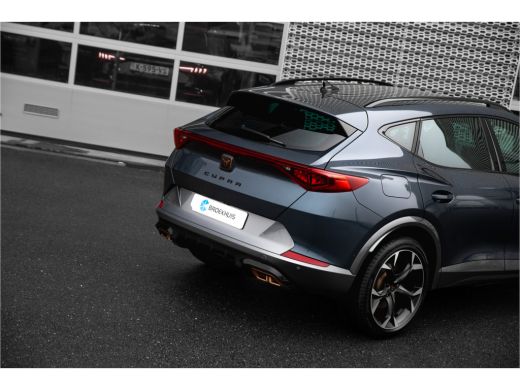 Seat Formentor 1.4 e-Hybrid VZ Performance 245 pk | Carplay | Stoel- en stuurverwarming | Camera ActivLease financial lease