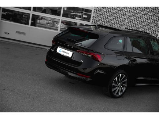 Skoda Octavia Combi 1.4 TSI iV PHEV Business Edition 204 pk | Panoramadak | Camera | Carplay ActivLease financial lease