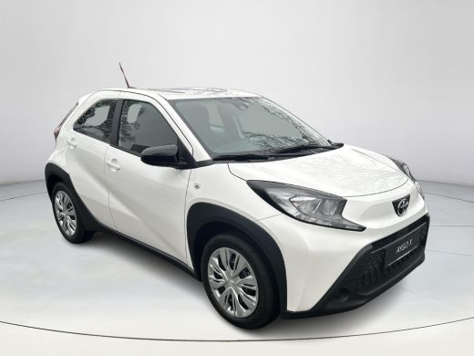 Toyota Aygo X 1.0 VVT-i MT Play | Nieuw uit Voorraad leverbaar | ActivLease financial lease