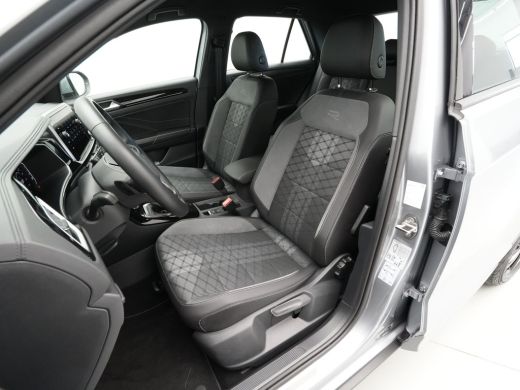Volkswagen T-Roc 1.5 TSI 150pk DSG R-Line Navi via App Pdc Clima Lm Velgen 301 ActivLease financial lease