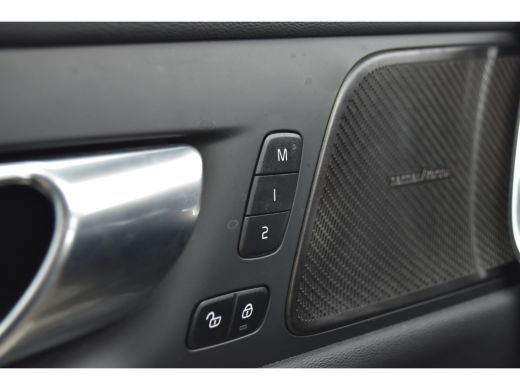Volvo  V60 Volvo B3 Plus Dark | HarmanKardon | 360°Camera | Trekhaak ActivLease financial lease