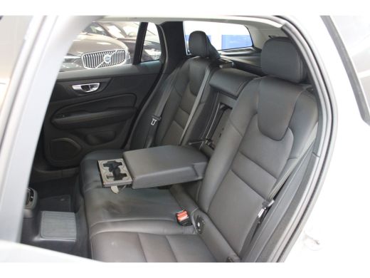 Volvo  V60 Volvo T6 350PK Plus Dark | Stuur- + stoelverwarming | Elektr. Stoelen | Keyless | Camera ActivLease financial lease
