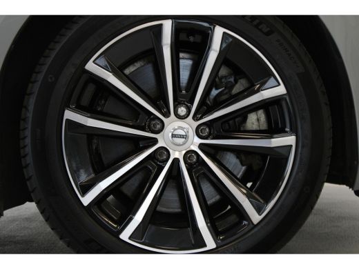 Volvo  V60 Volvo T6 350PK Plus Dark | Stuur- + stoelverwarming | Elektr. Stoelen | Keyless | Camera ActivLease financial lease