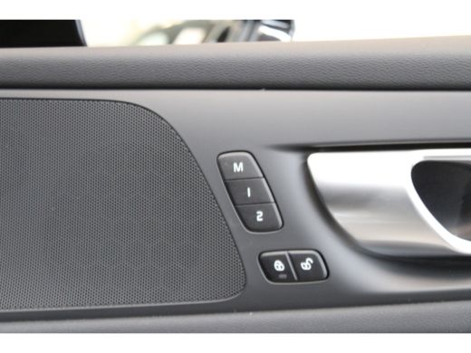 Volvo  V60 Volvo T6 350PK Plus Dark | Stuur- + stoelverwarming | Elektr. Stoelen | Keyless | Camera ActivLease financial lease