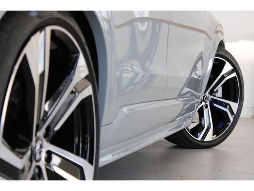 Volvo  XC90 Volvo XC90 T8 455PK Ultra Dark | Full Option | HEICO | Selected Luchtvering | B&W Audio | Gelam. ... ActivLease financial lease