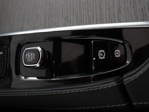Volvo  XC90 T8 Recharge AWD Ultimate Dark | Full Option! | Bowers & Wilkins | trekhaak | Gelamineerde zijruit... ActivLease financial lease