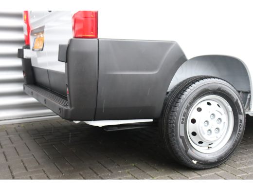 Citroën Jumper 2.2 BlueHDi 140 L3H2 3.3t | 2 zitplaatsen rechtsvoor | Airco | Airco (automatisch) ActivLease financial lease