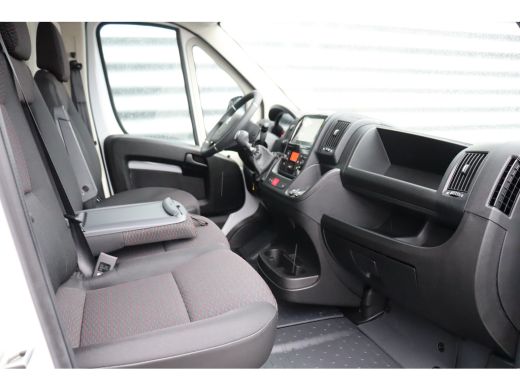 Citroën Jumper 2.2 BlueHDi 140 L3H2 3.3t | 2 zitplaatsen rechtsvoor | Airco | Airco (automatisch) ActivLease financial lease