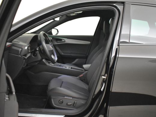 Seat Formentor 1.4 e-Hybrid VZ Performance 245pk | Adaptief cruise control | Dodehoekdetectie | Navigatie | Led ... ActivLease financial lease