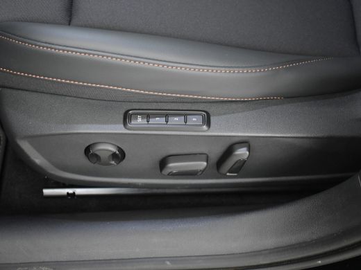 Seat Formentor 1.4 e-Hybrid VZ Performance 245pk | Adaptief cruise control | Dodehoekdetectie | Navigatie | Led ... ActivLease financial lease