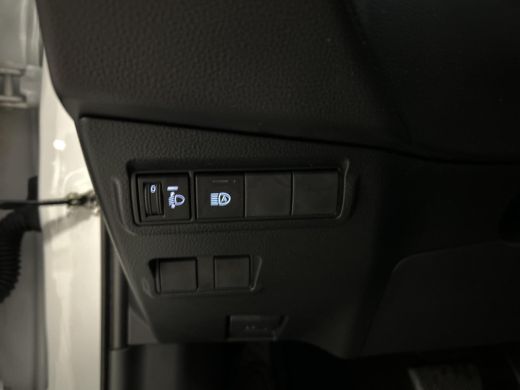 Toyota Corolla Cross Hybrid 200 Dynamic (Naviagtie - Stoelverwarming) ActivLease financial lease