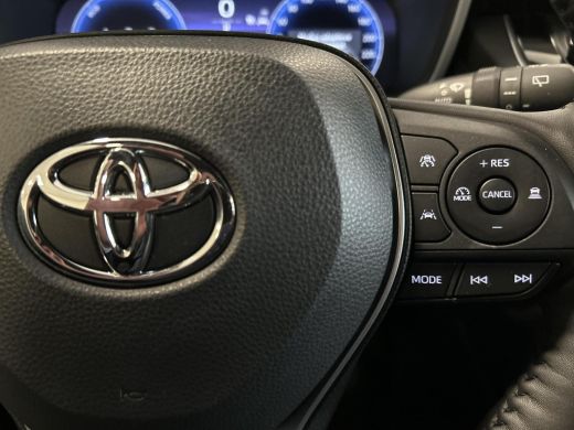 Toyota Corolla Cross Hybrid 200 Dynamic (Naviagtie - Stoelverwarming) ActivLease financial lease