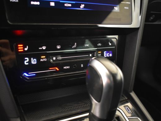Volkswagen Passat Variant 1.4 TSI PHEV 218pk GTE Business | Adaptief cruise control | Trekhaak | Navigatie | App co... ActivLease financial lease