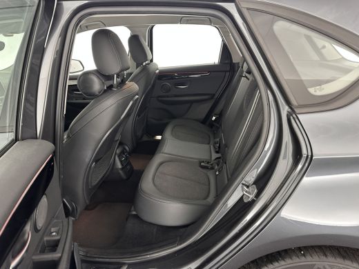 BMW 2 Serie Active Tourer 218d Executive Edition Sport-Line Aut. *HEAD-UP | FULL-LED | LEATHER-MICROFIBRE  | ... ActivLease financial lease
