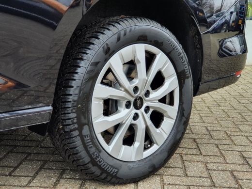 Ford Transit Connect 2.0 122PK Automaat L2 Limited Leder | 2 Schuifdeuren | Camera | Trekhaak | Achteruitrijcamera | A... ActivLease financial lease
