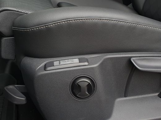 Ford Transit Connect 2.0 122PK Automaat L2 Limited Leder | 2 Schuifdeuren | Camera | Trekhaak | Achteruitrijcamera | A... ActivLease financial lease