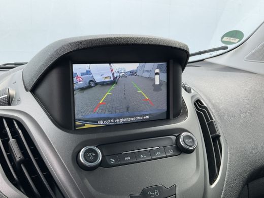 Ford Transit Courier 1.0 Nav Carplay Camera Stoelverw Trekh Limited EcoBoost S&S ActivLease financial lease