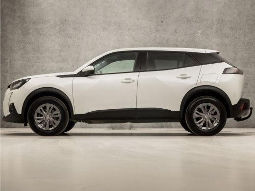 Peugeot 2008 1.2 PureTech Sport Automaat (APPLE CARPLAY, NAVIGATIE, STOELVERWARMING, 360 CAMERA, LED KOPLAMPEN... ActivLease financial lease