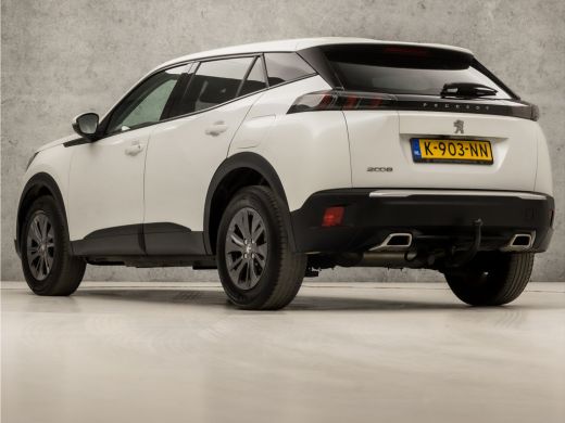 Peugeot 2008 1.2 PureTech Sport Automaat (APPLE CARPLAY, NAVIGATIE, STOELVERWARMING, 360 CAMERA, LED KOPLAMPEN... ActivLease financial lease