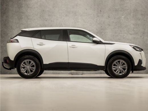 Peugeot 2008 1.2 PureTech Sport Automaat (APPLE CARPLAY, NAVIGATIE, STOELVERWARMING, 360 CAMERA, LED KOPLAMPEN... ActivLease financial lease