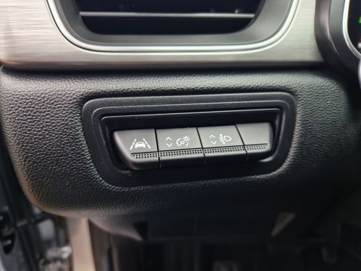 Renault Captur 1.3 TCe Intens - 140 Pk - Euro 6 - AUTOMAAT - ParkeerCamera ActivLease financial lease