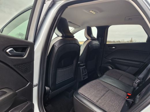 Renault Captur 1.3 TCe Intens - 140 Pk - Euro 6 - AUTOMAAT - ParkeerCamera ActivLease financial lease