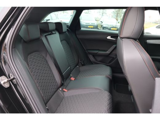 Seat Leon Sportstourer 1.5 TSI 116PK FR Business Intense | Achteruitrijcamera | Sfeerverlichting | Virtual Cockpit | ActivLease financial lease