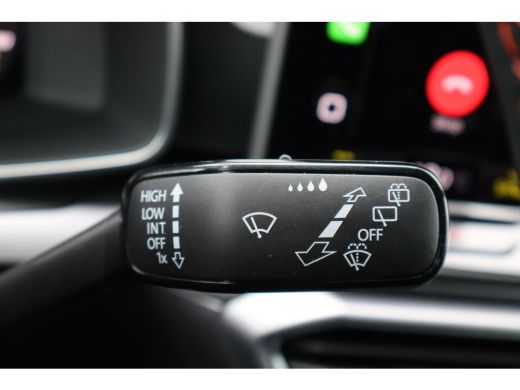 Seat Leon Sportstourer 1.5 TSI 116PK FR Business Intense | Achteruitrijcamera | Sfeerverlichting | Virtual Cockpit | ActivLease financial lease