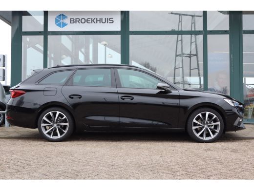 Seat Leon Sportstourer 1.5 TSI 116PK FR Business Intense | Achteruitrijcamera | Sfeerverlichting | Virtual Cockpit | ActivLease financial lease