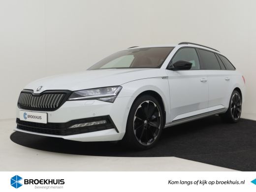 Skoda Superb Combi 1.4 TSI iV 218pk Sportline Business 1600kg trekgewicht | Adaptief cruise control | Navigati... Skoda Superb Combi 1.4 TSI iV 218pk Sportline Business 1600kg trekgewicht | Adaptief cruise control | Navigati...