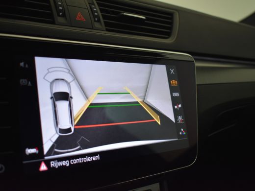 Skoda Superb Combi 1.4 TSI iV 218pk Sportline Business 1600kg trekgewicht | Adaptief cruise control | Navigati... ActivLease financial lease