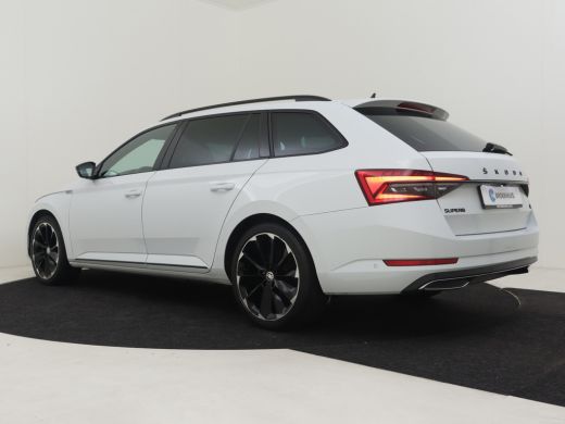 Skoda Superb Combi 1.4 TSI iV 218pk Sportline Business 1600kg trekgewicht | Adaptief cruise control | Navigati... ActivLease financial lease