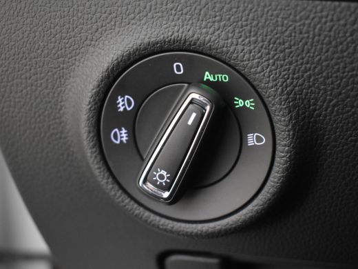 Skoda Superb Combi 1.4 TSI iV 218pk Sportline Business 1600kg trekgewicht | Adaptief cruise control | Navigati... ActivLease financial lease