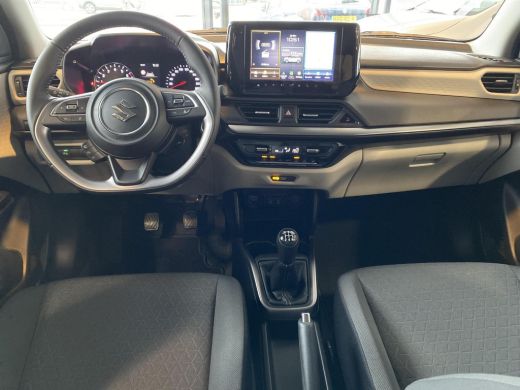Suzuki Swift 1.2 Style Smart Hybrid Airco | Navi | Licht metalen velgen | Stoelverwarming | Cruisecontrol ActivLease financial lease