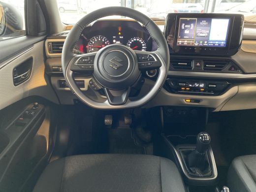 Suzuki Swift 1.2 Style Smart Hybrid Airco | Navi | Licht metalen velgen | Stoelverwarming | Cruisecontrol ActivLease financial lease