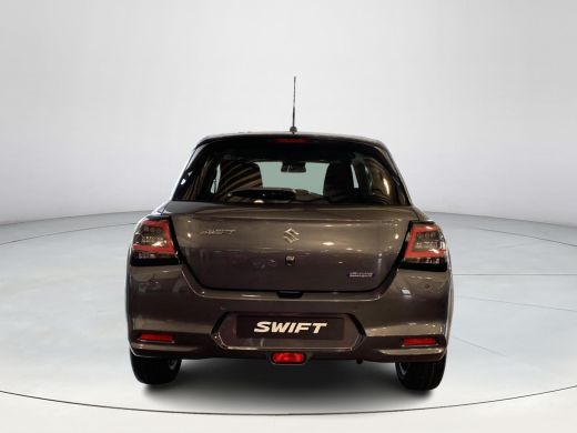 Suzuki Swift 1.2 Style Smart Hybrid Airco | Navi | Licht metalen velgen | Stoelverwarming | Cruisecontrol ActivLease financial lease