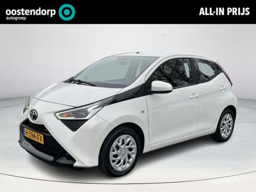 Toyota Aygo 1.0 VVT-i x-play limited | Carplay | Airco | Parkeercamera | Lederen stuurwiel | Toyota Aygo 1.0 VVT-i x-play limited | Carplay | Airco | Parkeercamera | Lederen stuurwiel |