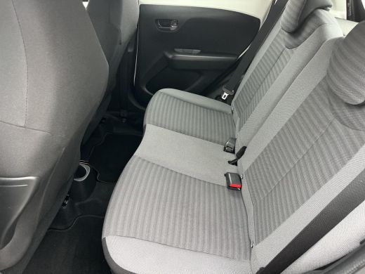 Toyota Aygo 1.0 VVT-i x-play limited | Carplay | Airco | Parkeercamera | Lederen stuurwiel | ActivLease financial lease