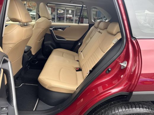 Toyota RAV4 2.5 Hybrid AWD Executive Premium | 06-10141018 Voor meer informatie ActivLease financial lease