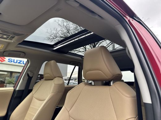 Toyota RAV4 2.5 Hybrid AWD Executive Premium | 06-10141018 Voor meer informatie ActivLease financial lease