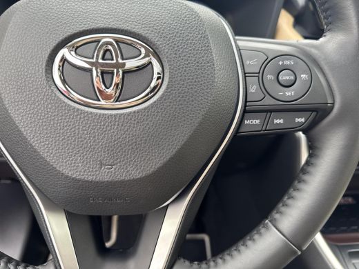 Toyota RAV4 2.5 Hybrid AWD Executive Premium | 06-10141018 Voor meer informatie ActivLease financial lease