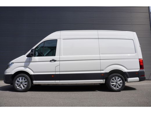 Volkswagen Crafter 30 2.0 TDI L3H3 177 PK Aut. Exclusive, LED koplampen, Adaptive cruise control, Alarm, Stuurverwar... ActivLease financial lease