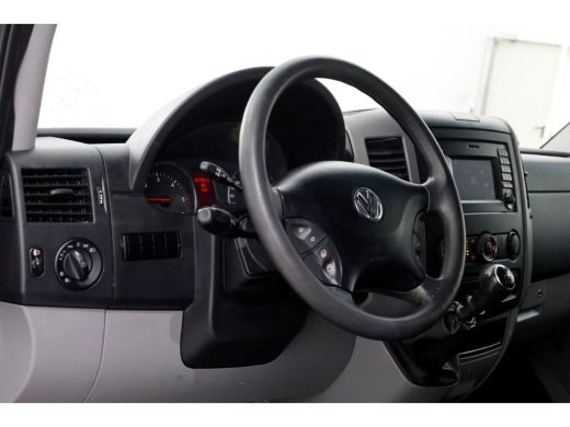 Volkswagen Crafter 35 2.0 TDI 140pk E6 L2H2 Airco/Navi/Camera 01-2017 ActivLease financial lease