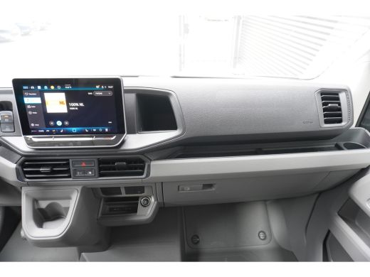Volkswagen Crafter 35 2.0 TDI L3H3 177 PK Aut. Highline, Navigatie , Cruise control, Alarm, Comfort bijrijdersstoel ActivLease financial lease