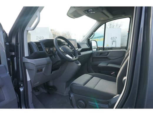 Volkswagen Crafter 35 2.0 TDI L3H3 Highline 35 2.0 TDI L3H3 177 PK Aut. Highline, Navigatie , Cruise control, Alarm,... ActivLease financial lease