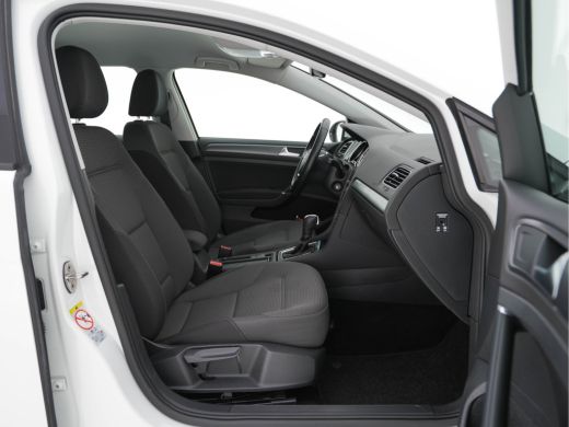 Volkswagen GOLF Variant 1.5 TGI CNG Comfortline Aut. *ADAPT.CRUISE | COMFORT-SEATS | ECC | PDC | PARKPILOT | TOWBAR | 16'... ActivLease financial lease