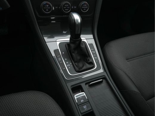 Volkswagen GOLF Variant 1.5 TGI CNG Comfortline Aut. *ADAPT.CRUISE | COMFORT-SEATS | ECC | PDC | PARKPILOT | TOWBAR | 16'... ActivLease financial lease
