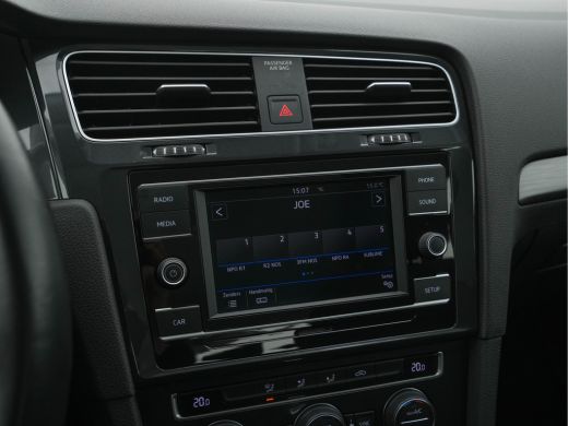 Volkswagen GOLF Variant 1.5 TGI CNG Comfortline Aut. *ADAPT.CRUISE | COMFORT-SEATS | ECC | PDC | PARKPILOT | TOWBAR | 16'... ActivLease financial lease